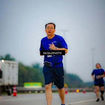 Runner Photo 7451298