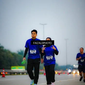 Runner Photo 7451307