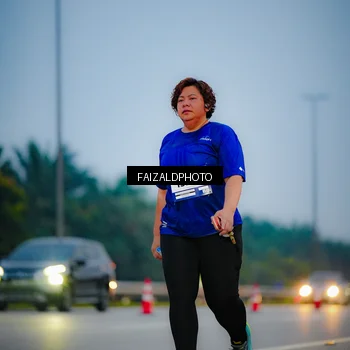Runner Photo 7451313