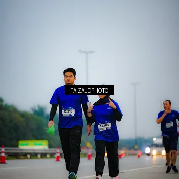 Runner Photo 7451318
