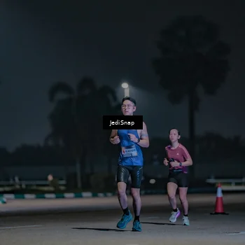 Runner Photo 7451325