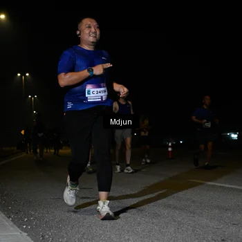 Runner Photo 7451327