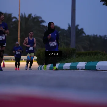 Runner Photo 7451328