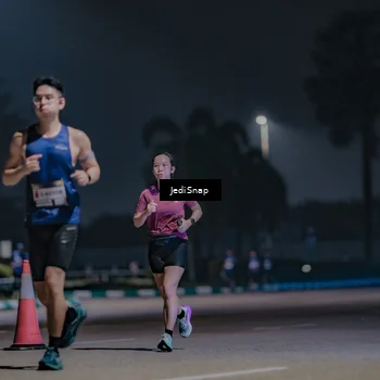 Runner Photo 7451332