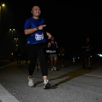 Runner Photo 7451336