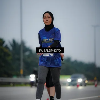 Runner Photo 7451341