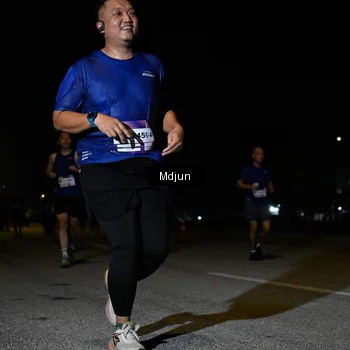 Runner Photo 7451349