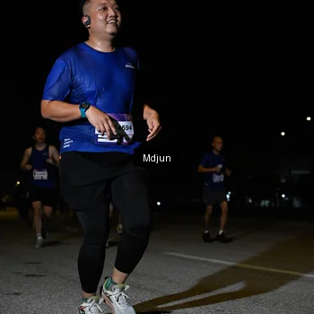 Runner Photo 7451352