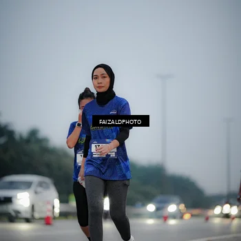 Runner Photo 7451360