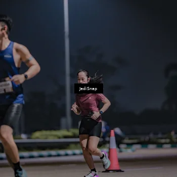 Runner Photo 7451362