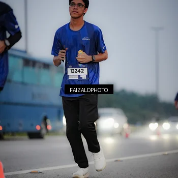 Runner Photo 7451371