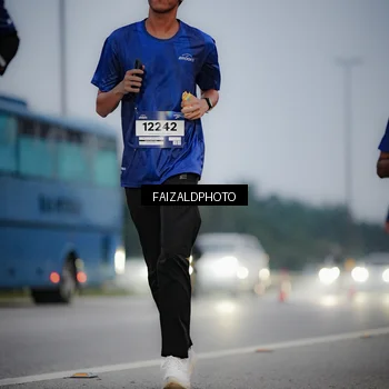 Runner Photo 7451375