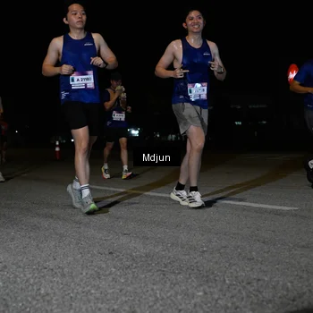 Runner Photo 7451378
