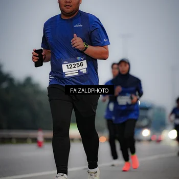 Runner Photo 7451385