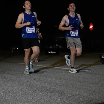 Runner Photo 7451394