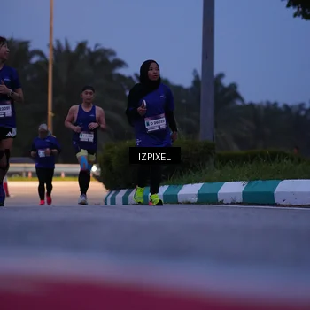 Runner Photo 7451402