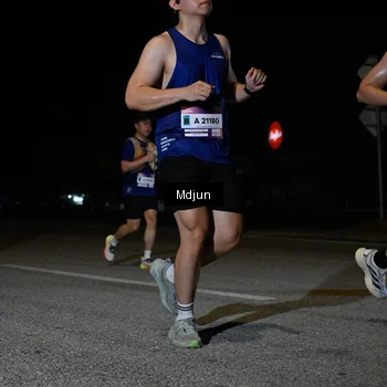 Runner Photo 7451416