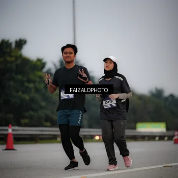 Runner Photo 7451419