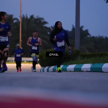 Runner Photo 7451440