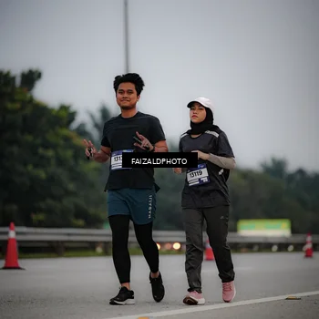 Runner Photo 7451454