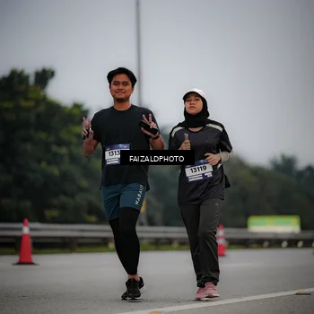 Runner Photo 7451455