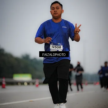 Runner Photo 7451476