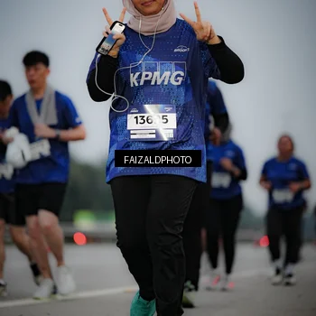 Runner Photo 7451515