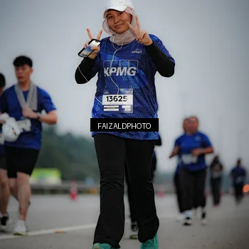 Runner Photo 7451523