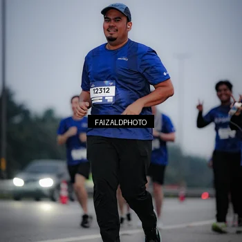 Runner Photo 7451529