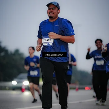 Runner Photo 7451533