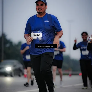 Runner Photo 7451538