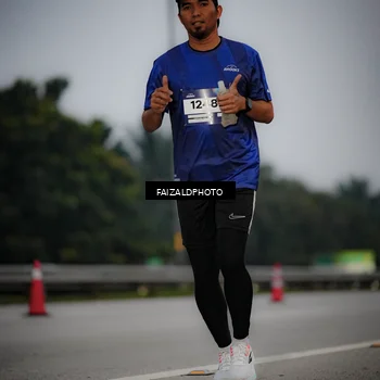 Runner Photo 7451562