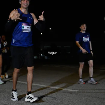 Runner Photo 7451581