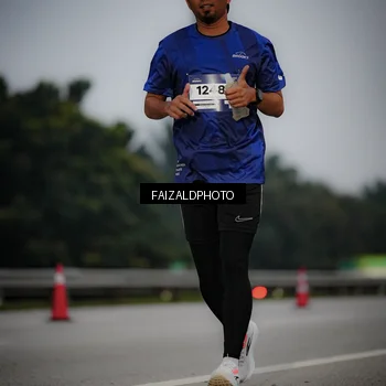 Runner Photo 7451588
