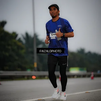 Runner Photo 7451602