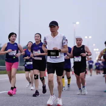 Runner Photo 7451608