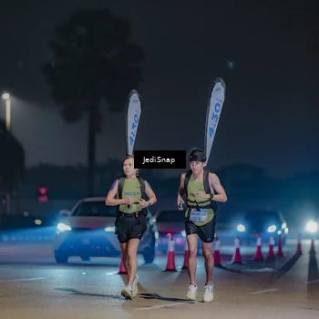 Runner Photo 7451659