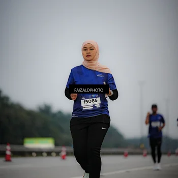 Runner Photo 7451664