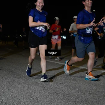 Runner Photo 7451671
