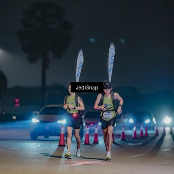 Runner Photo 7451682