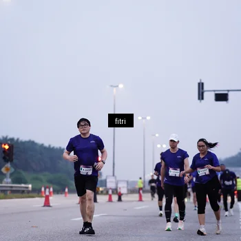 Runner Photo 7451684