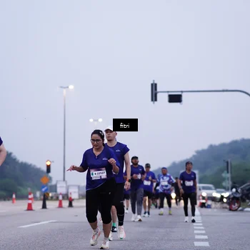 Runner Photo 7451703