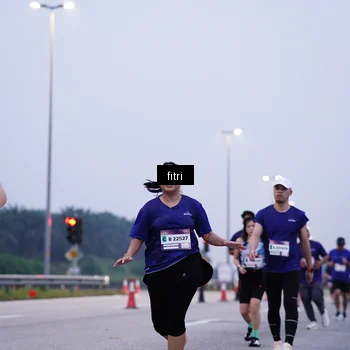 Runner Photo 7451712