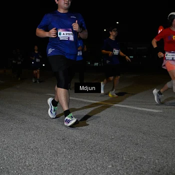Runner Photo 7451718