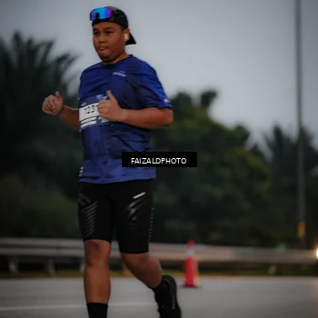 Runner Photo 7451723
