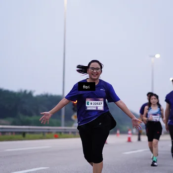 Runner Photo 7451738