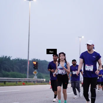 Runner Photo 7451751
