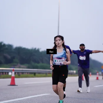Runner Photo 7451758