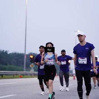 Runner Photo 7451759