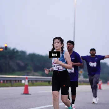 Runner Photo 7451762